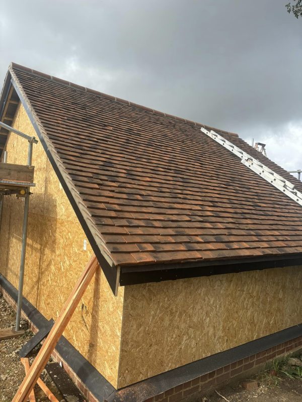Blenheim Blend Handmade Clay Roof Tiles - Image 2